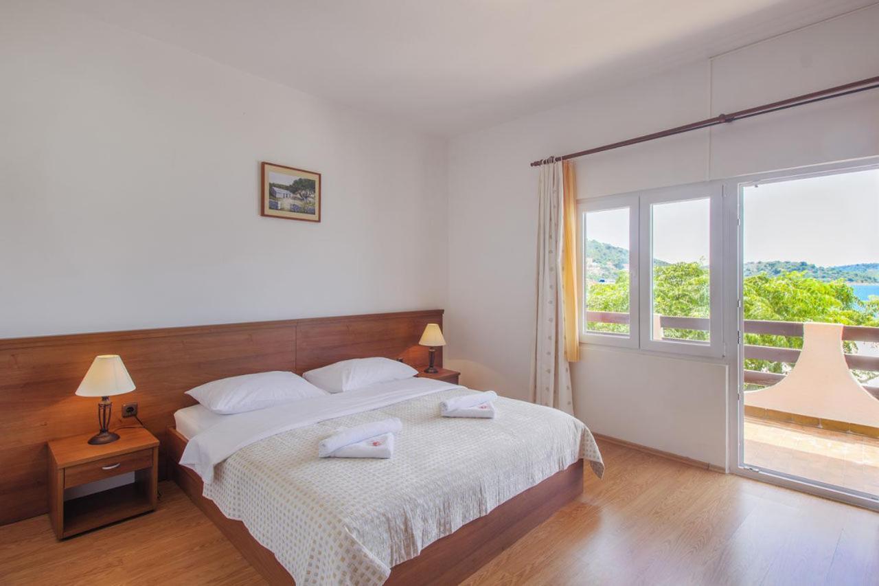 House Hotel Plava Laguna Tisno Pokój zdjęcie
