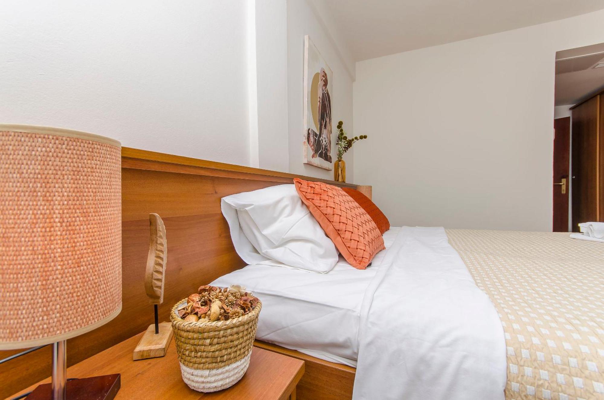 House Hotel Plava Laguna Tisno Zewnętrze zdjęcie