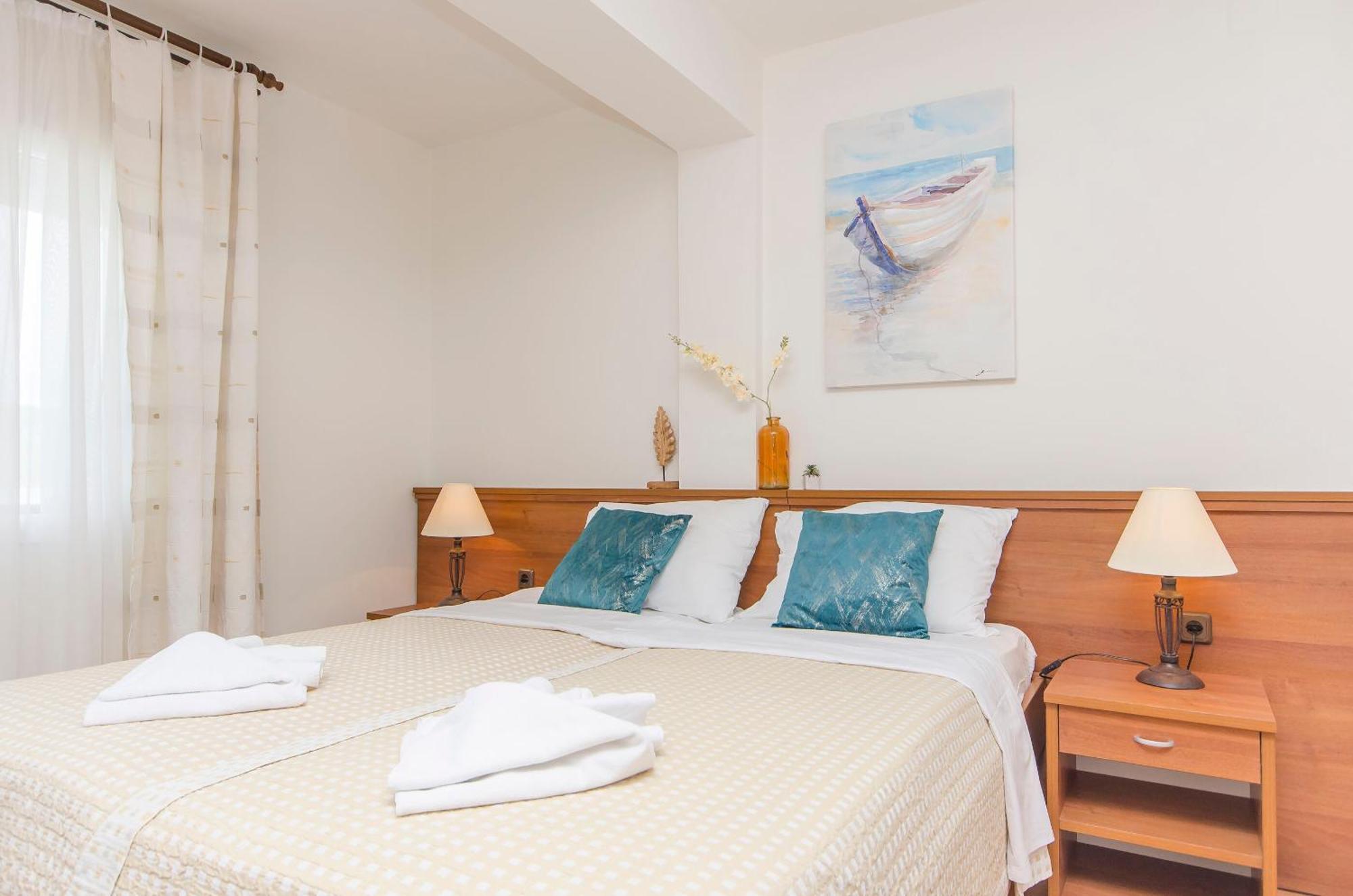 House Hotel Plava Laguna Tisno Zewnętrze zdjęcie
