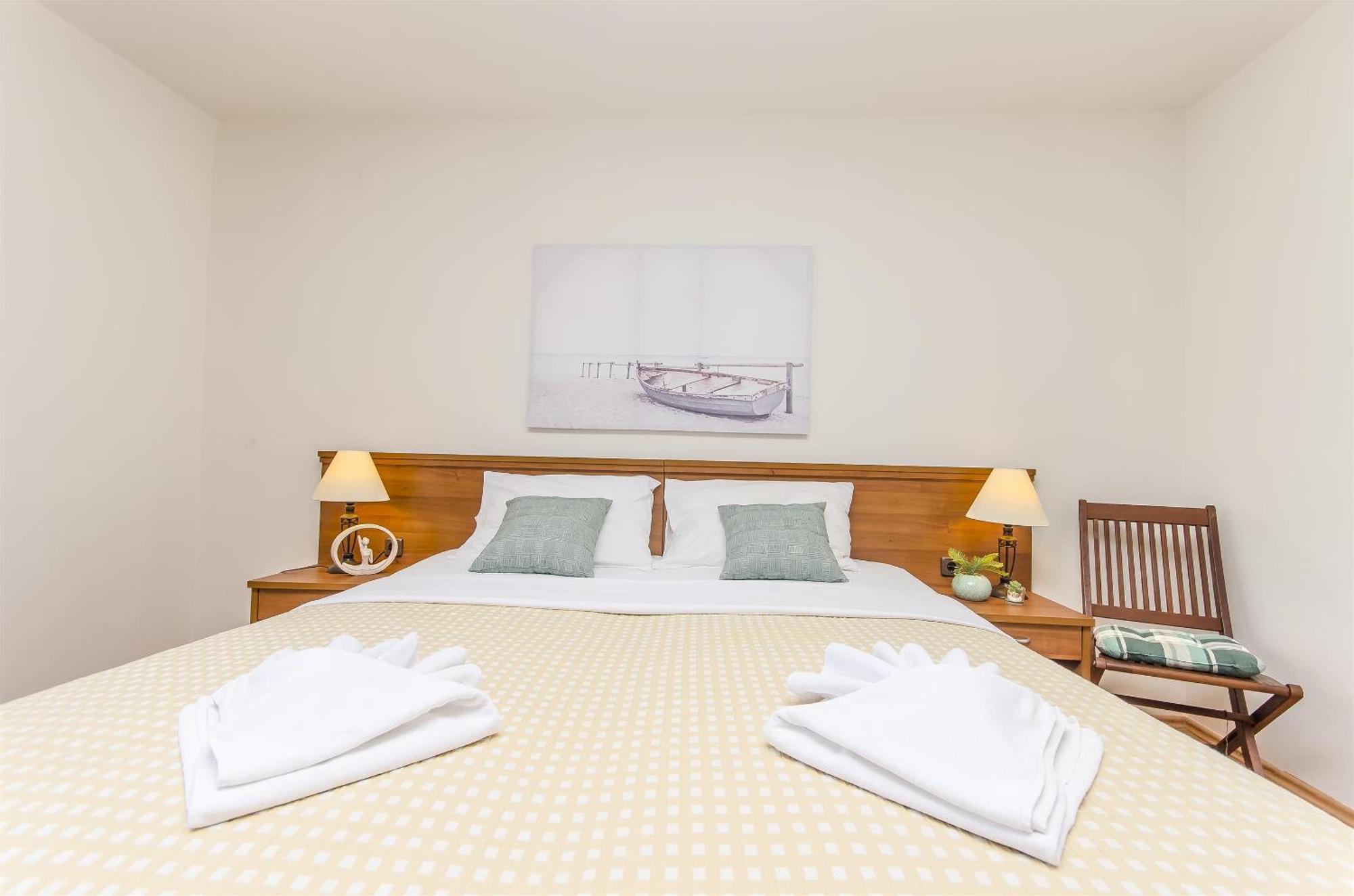 House Hotel Plava Laguna Tisno Zewnętrze zdjęcie
